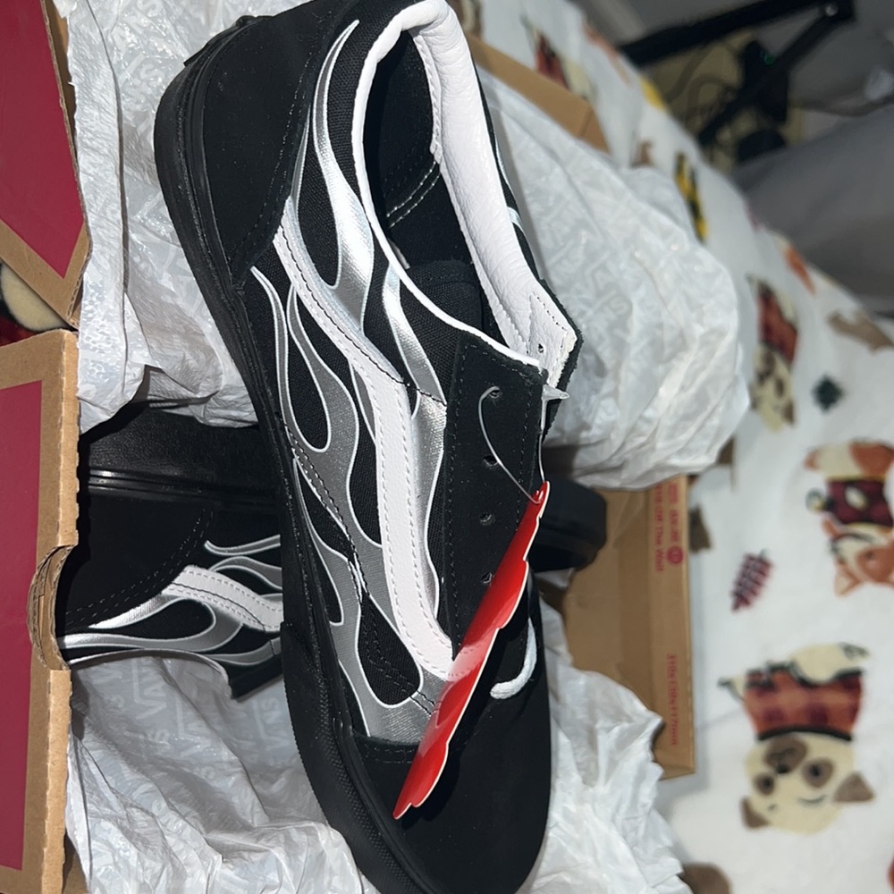 Brand new Vans - Picture 7 of 8